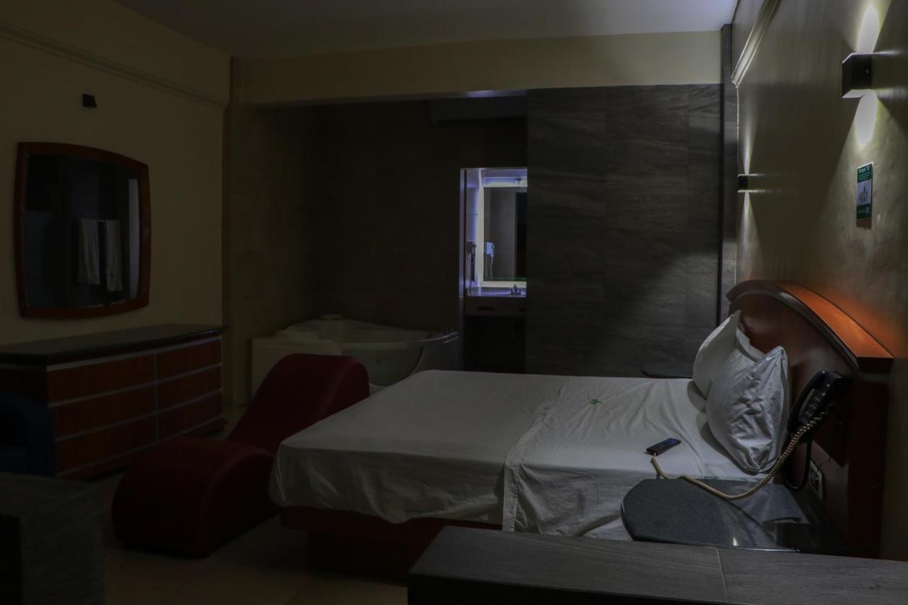Autohotel Ilussion Córdoba Extérieur photo