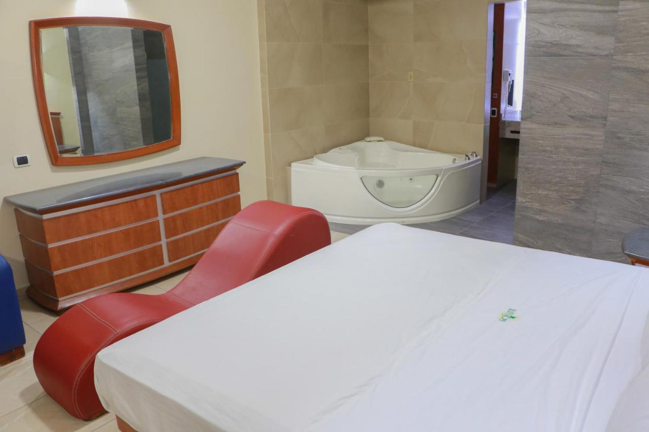 Autohotel Ilussion Córdoba Extérieur photo