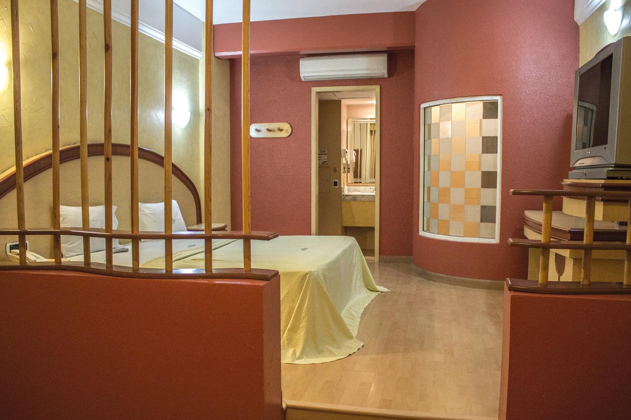 Autohotel Ilussion Córdoba Extérieur photo