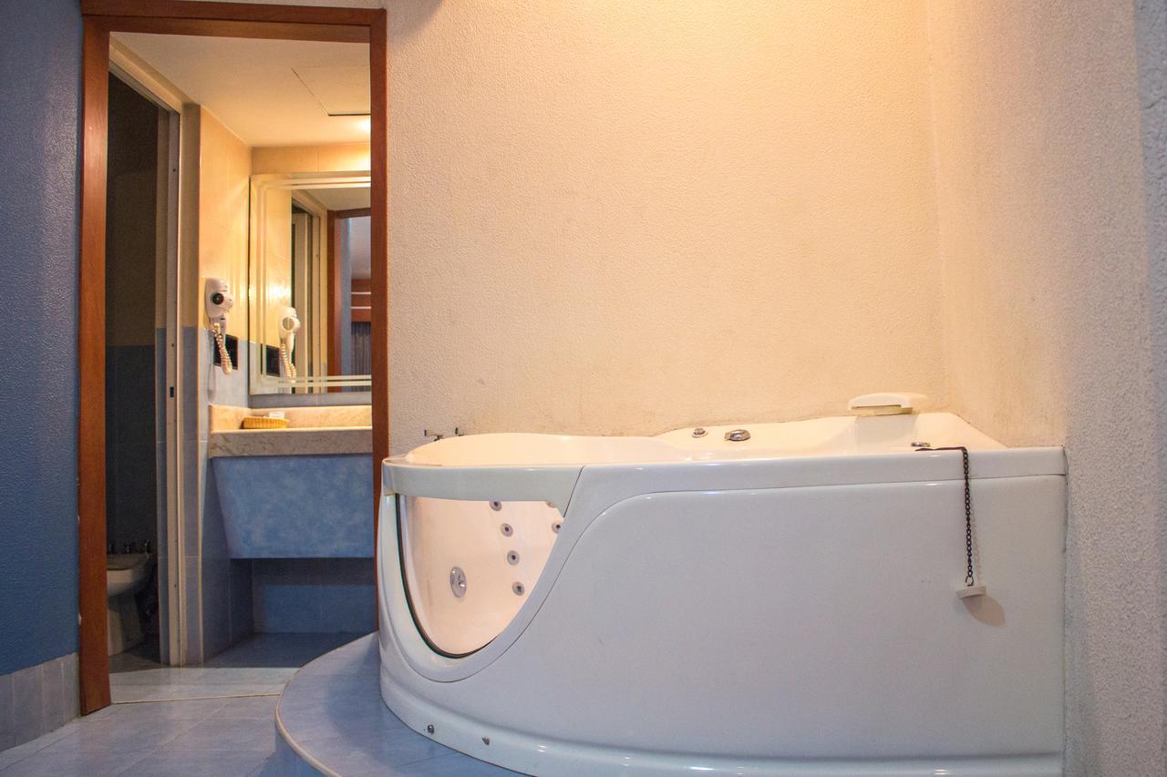 Autohotel Ilussion Córdoba Extérieur photo