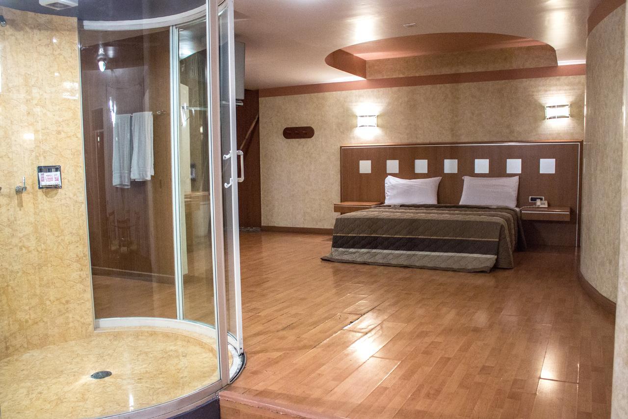 Autohotel Ilussion Córdoba Extérieur photo